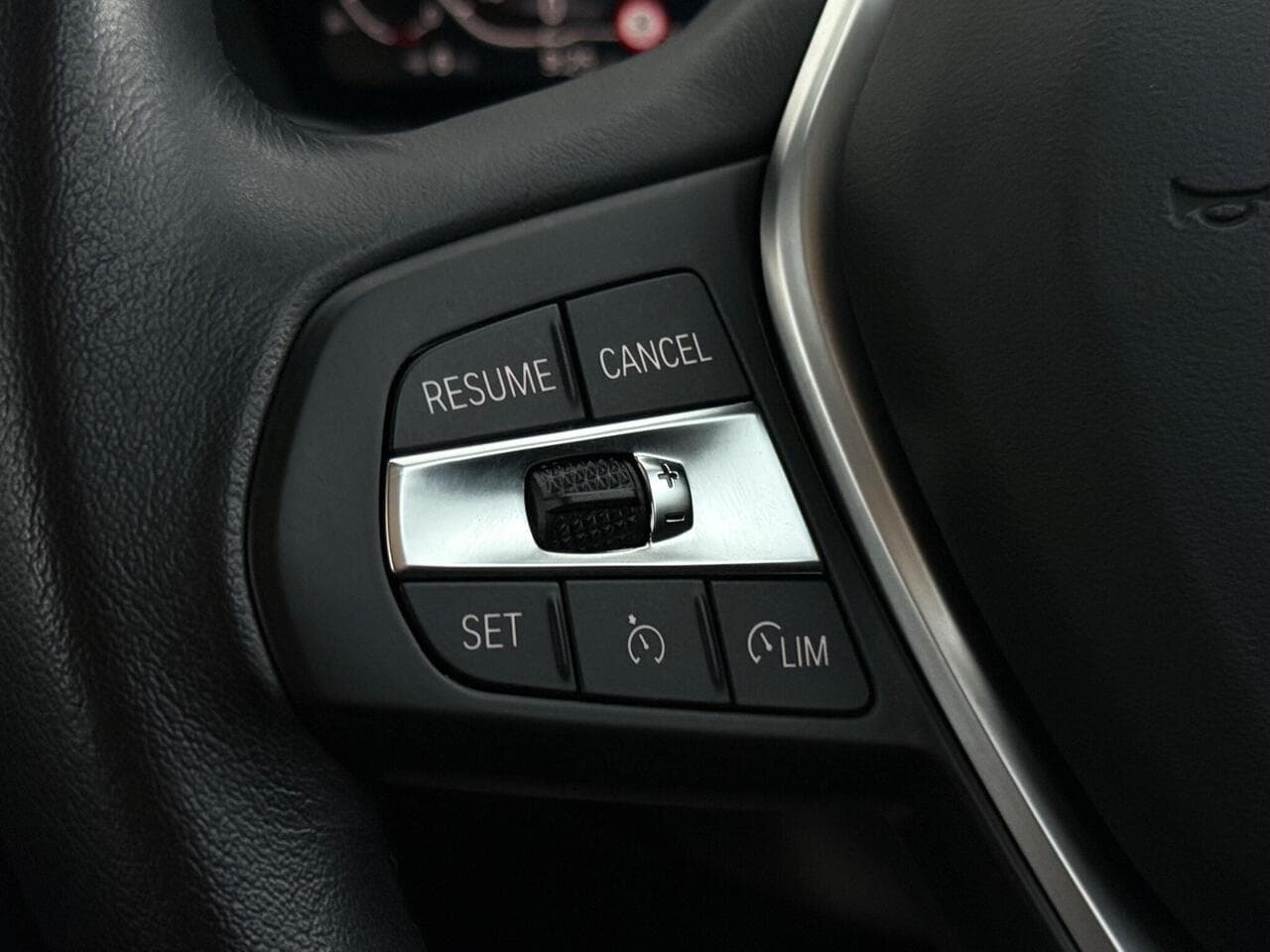 BMW 1 Series thumbnail Misc Controls