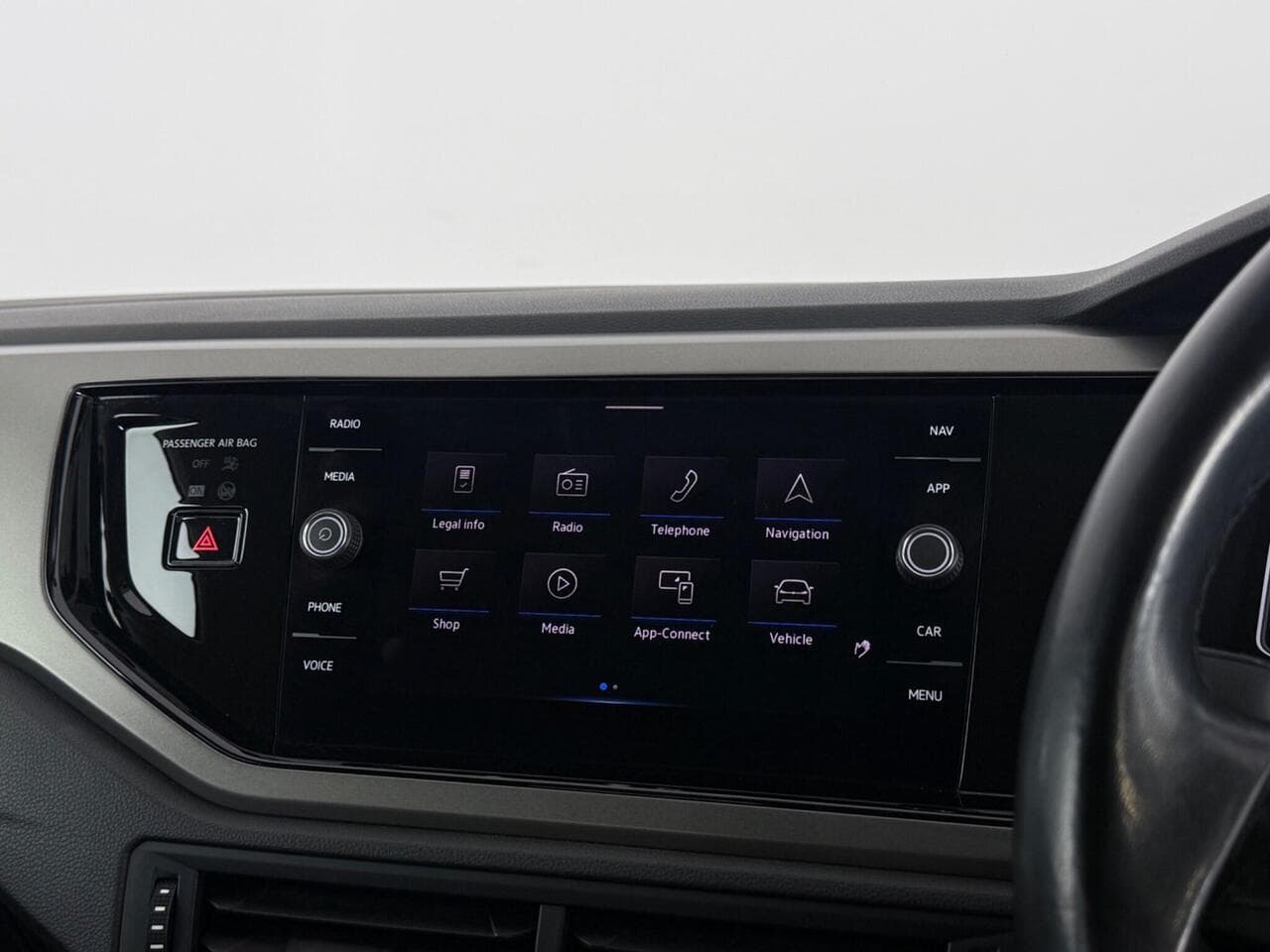 Volkswagen Polo thumbnail Misc Controls