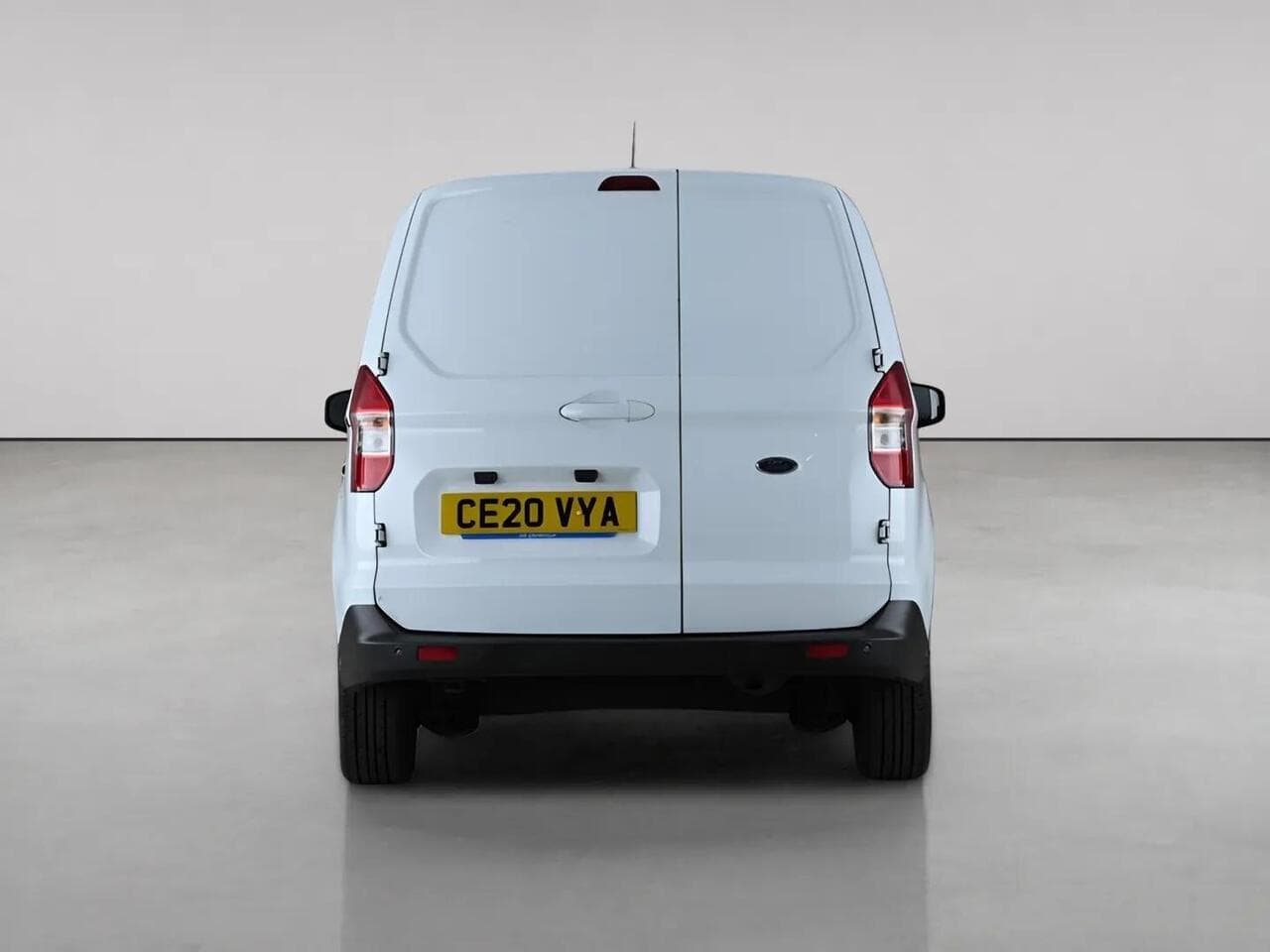 Ford Transit Courier thumbnail Rear