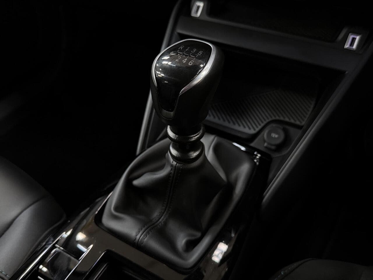 Citroen C4 thumbnail Interior Front