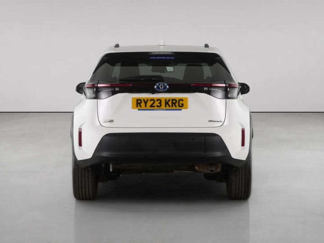 Toyota Yaris Cross thumbnail Rear