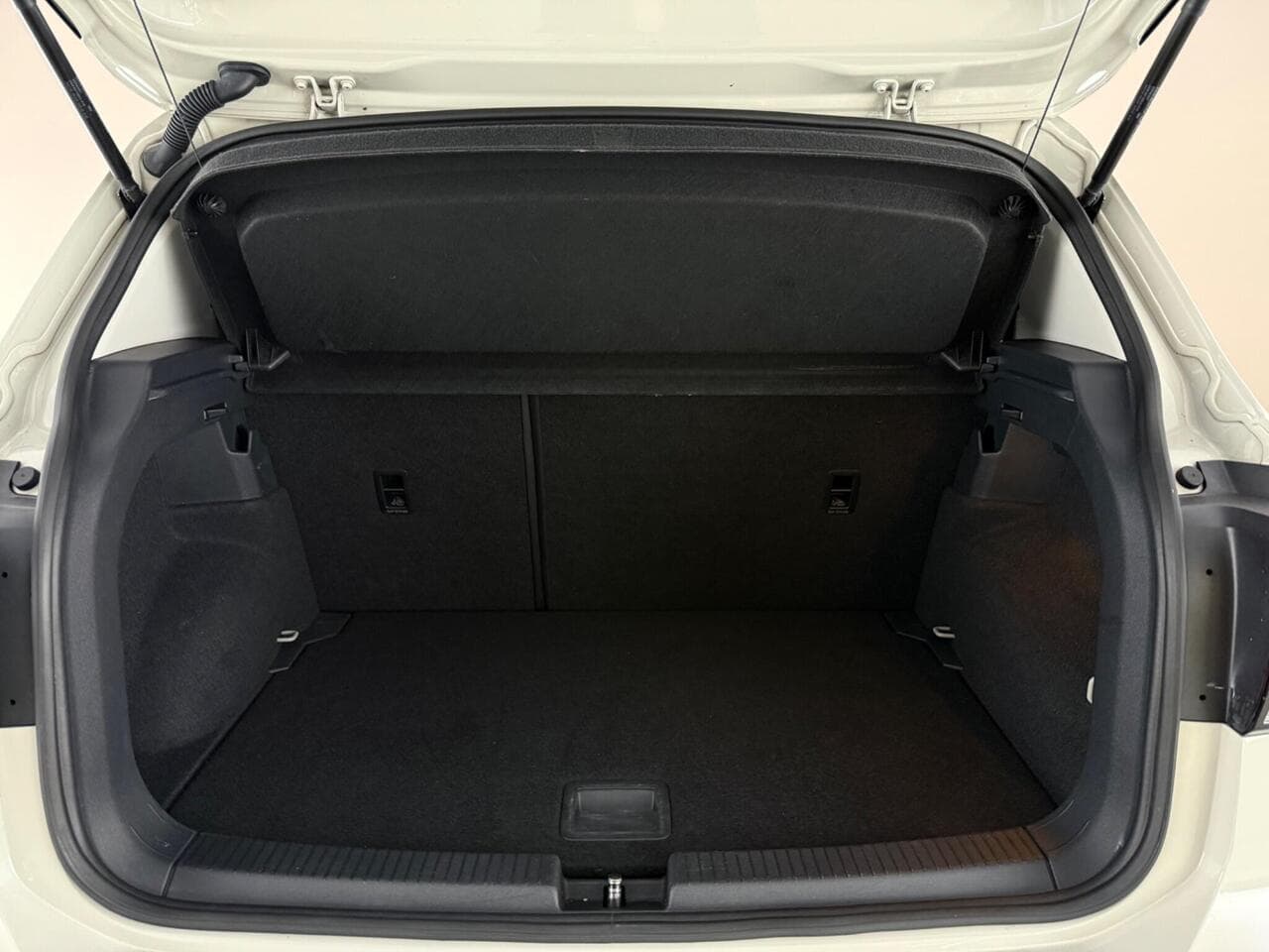 Volkswagen T-Cross thumbnail Boot
