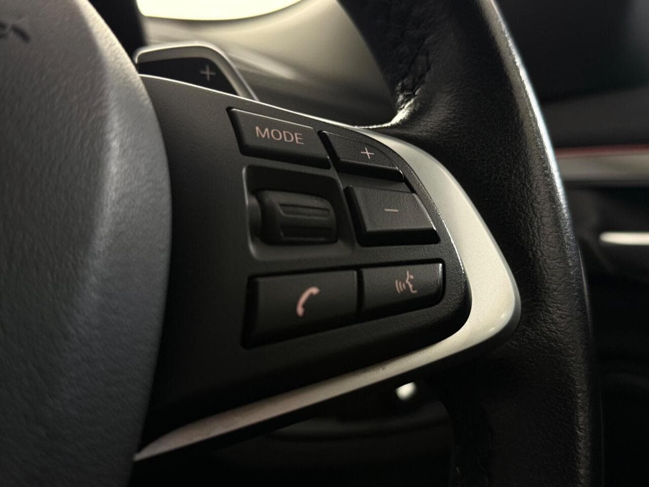 BMW X2 thumbnail Misc Controls