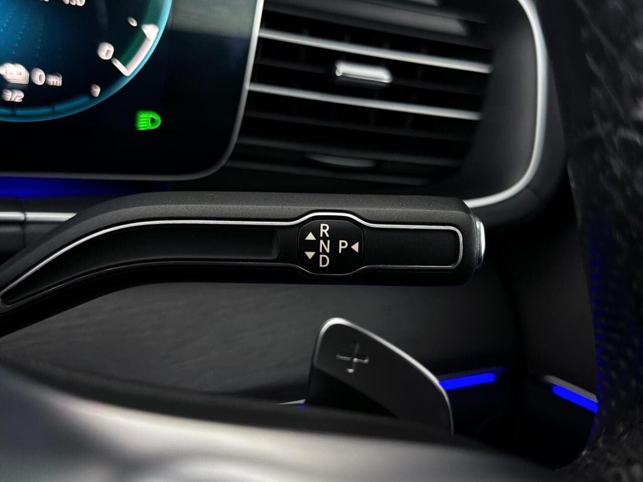 Mercedes-Benz GLE thumbnail Misc Controls