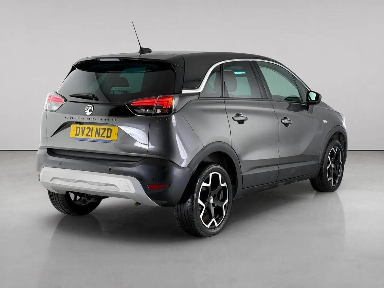 Vauxhall Crossland thumbnail Rear Right