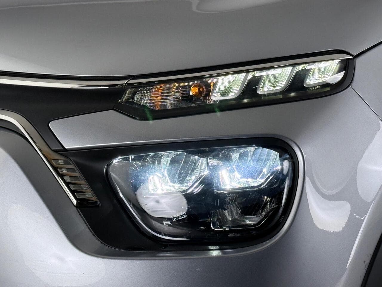 Citroen C3 thumbnail Lights Front