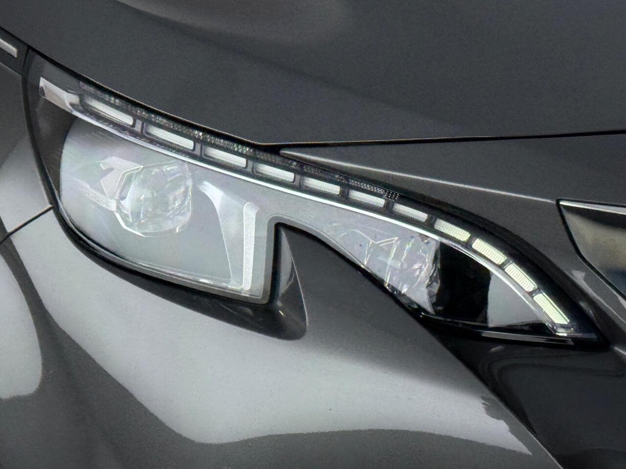 Peugeot 5008 thumbnail Inconclusive