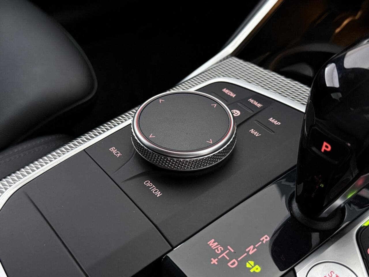 BMW 3 Series thumbnail Misc Controls