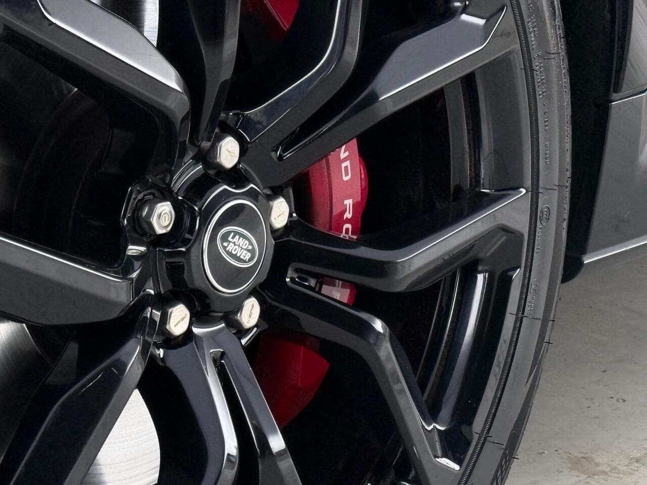 Land Rover Range Rover Sport thumbnail Inconclusive