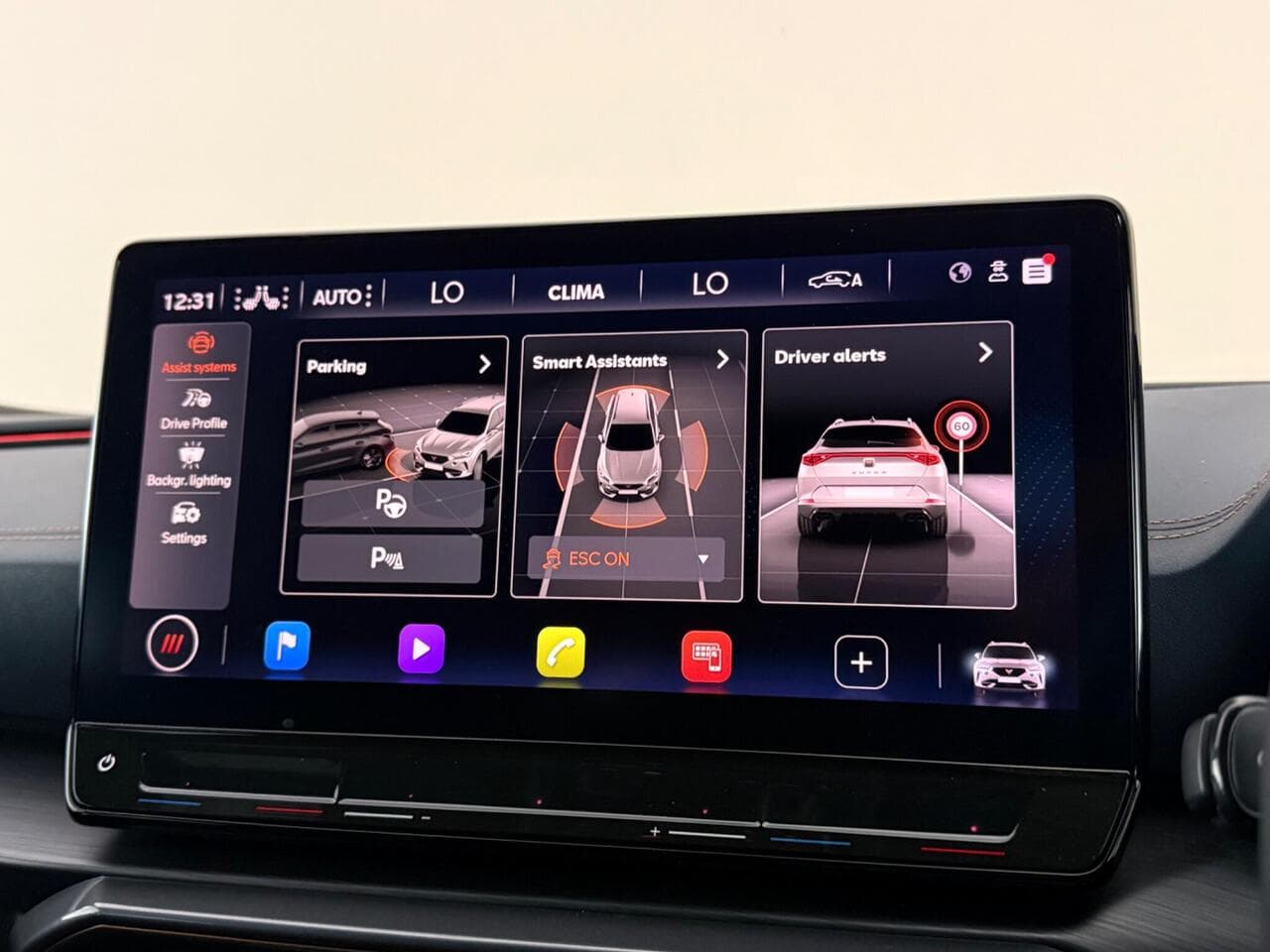 CUPRA Formentor thumbnail Infotainment System