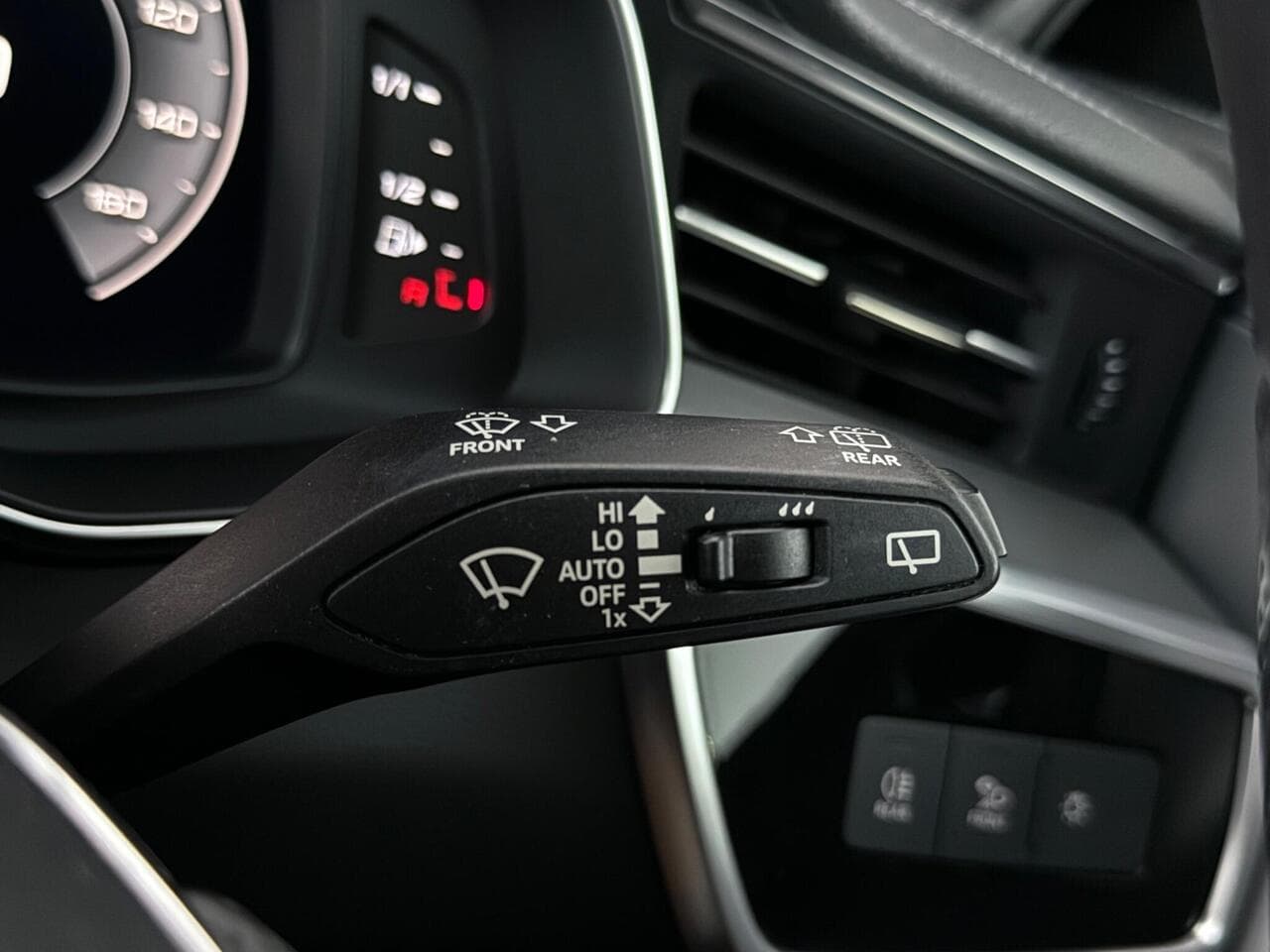 Audi A6 Avant thumbnail Misc Controls