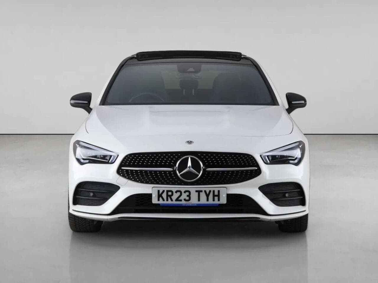 Mercedes-Benz CLA thumbnail Front