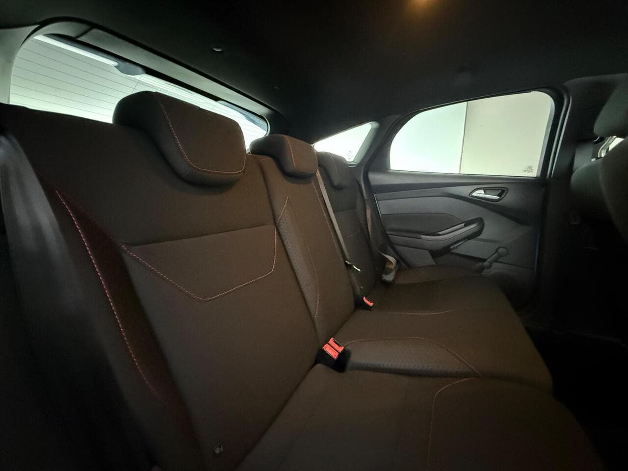 Ford Focus thumbnail Seats Rear