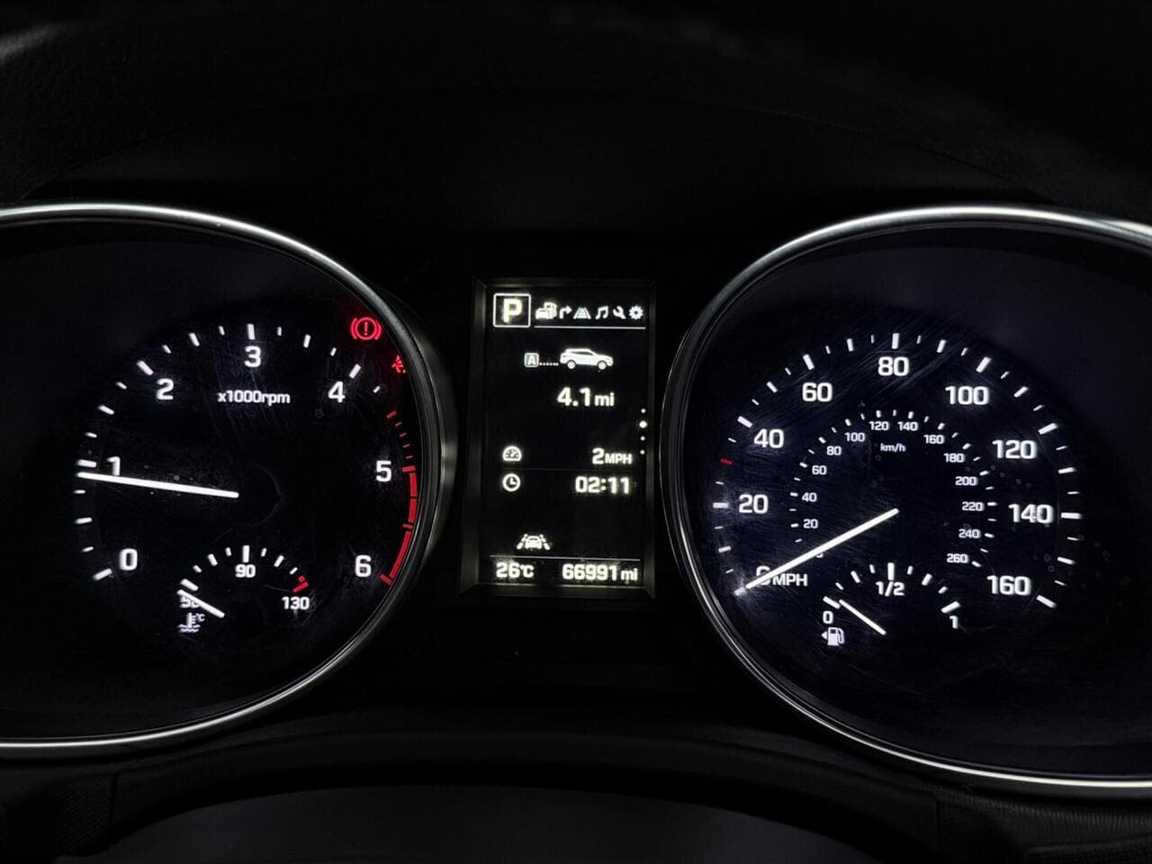 Hyundai Santa Fe thumbnail Driver Instruments