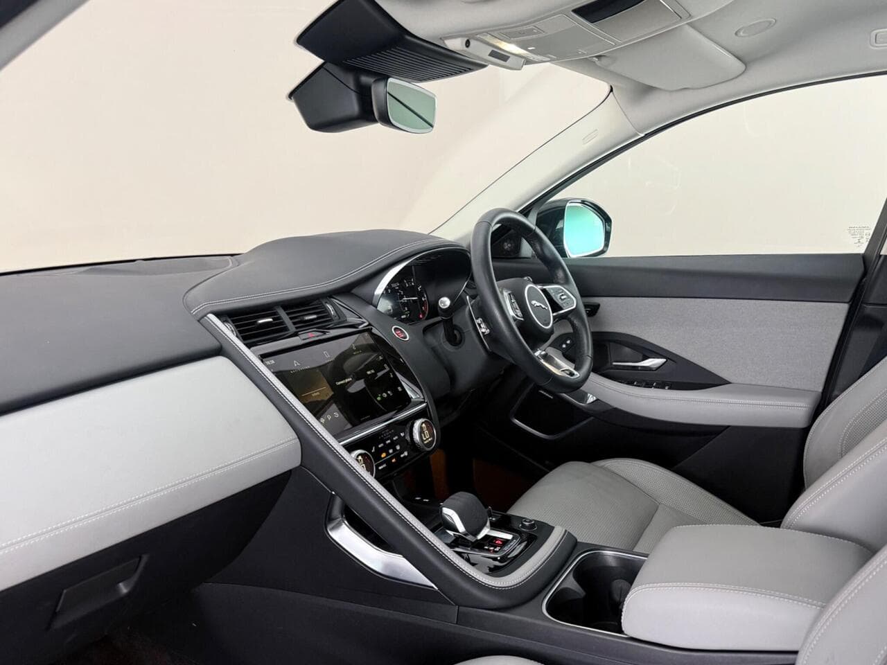 Jaguar E-PACE thumbnail Interior Front