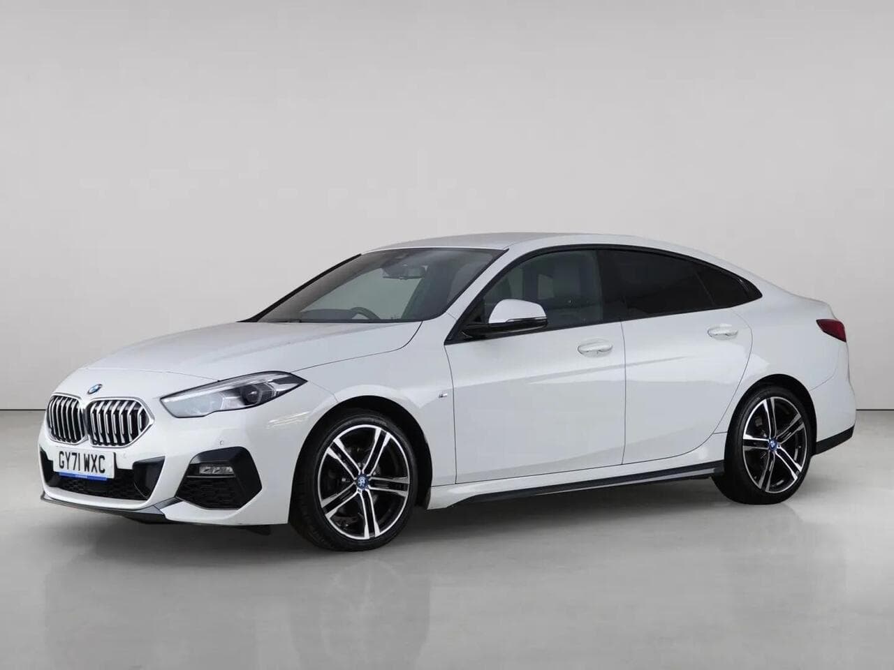 BMW 2 Series Gran Coupe thumbnail Front Left