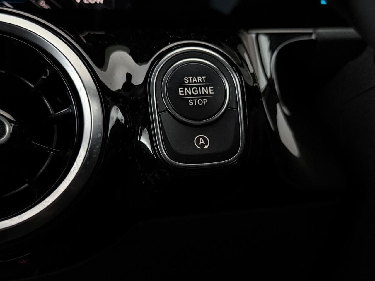 Mercedes-Benz B Class thumbnail Misc Controls