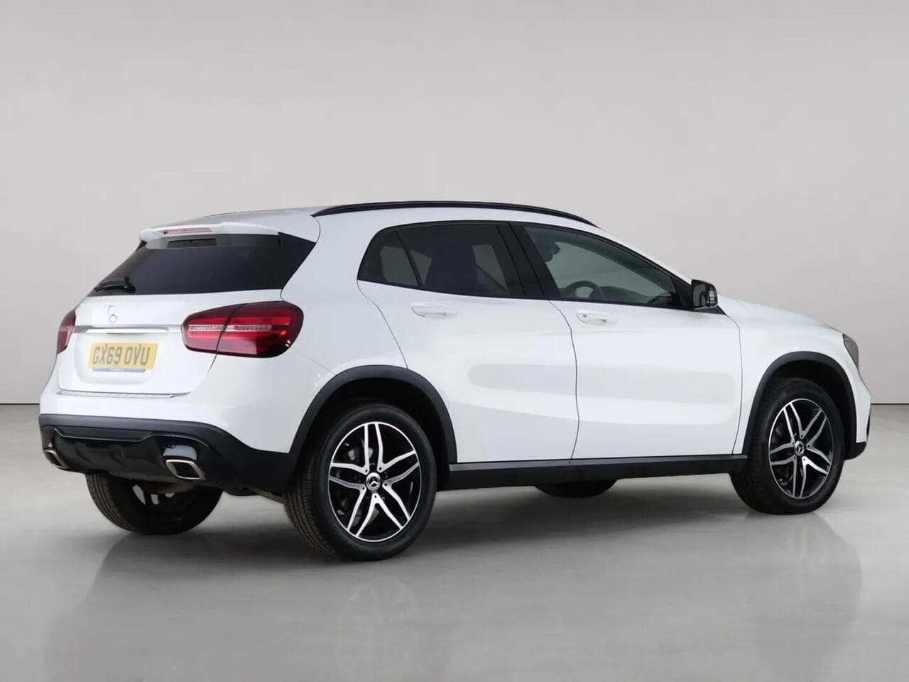 Mercedes-Benz GLA thumbnail Inconclusive