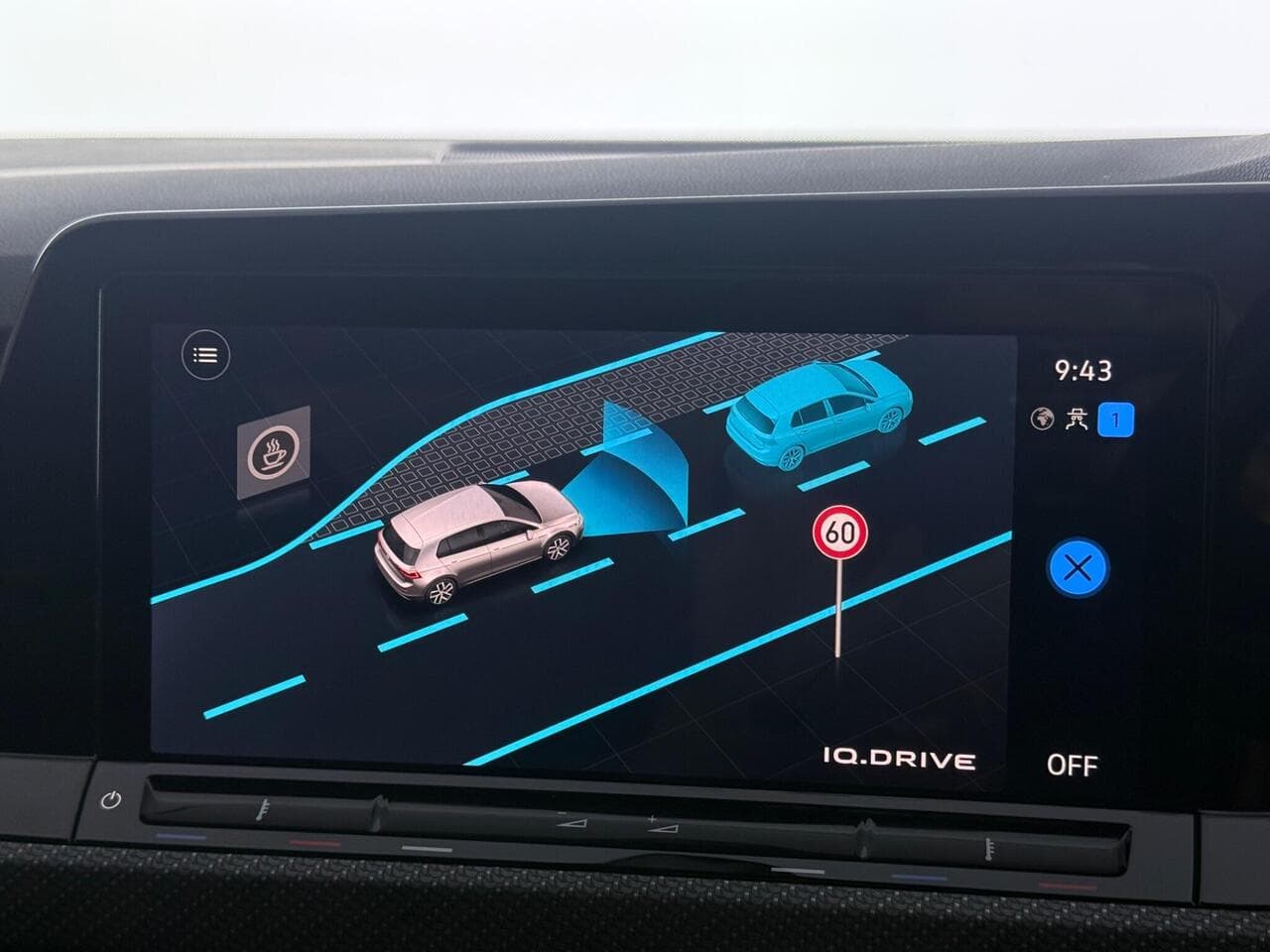 Volkswagen Golf thumbnail Infotainment System