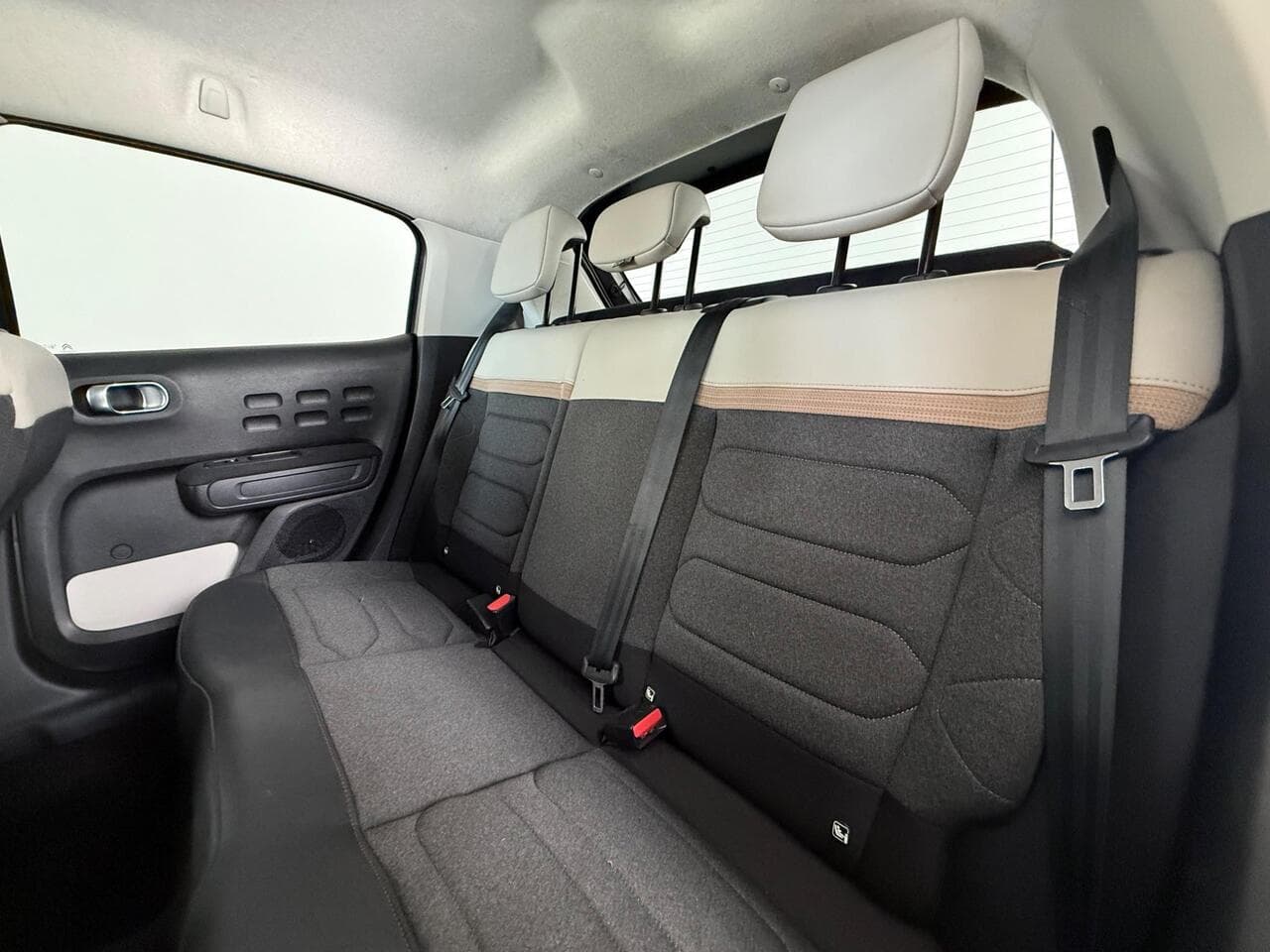 Citroen C3 thumbnail Seats Rear