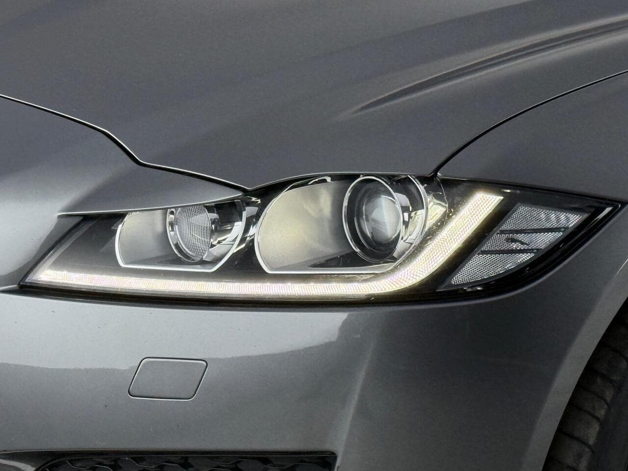 Jaguar XF thumbnail Inconclusive