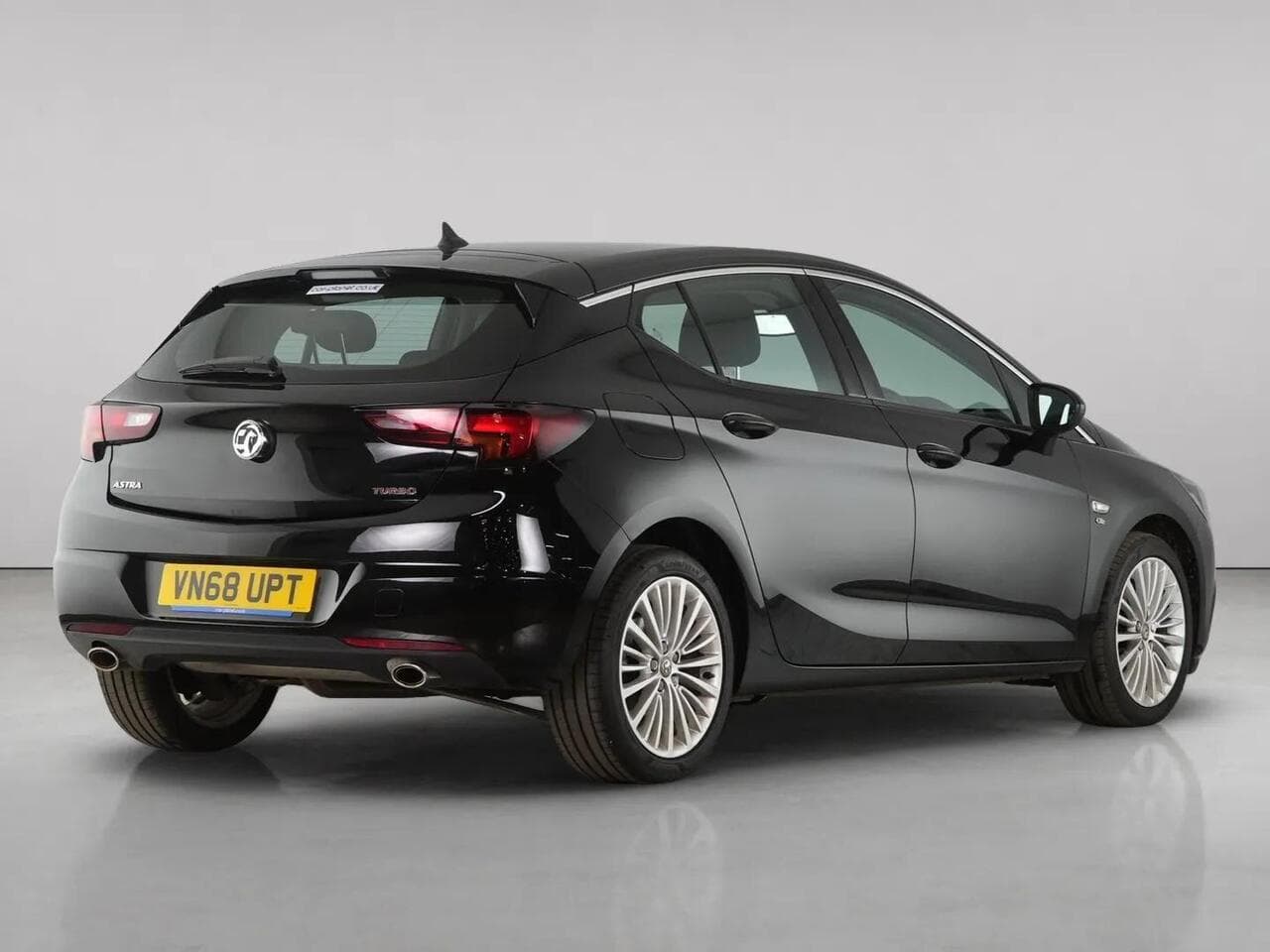 Vauxhall Astra thumbnail Rear Right