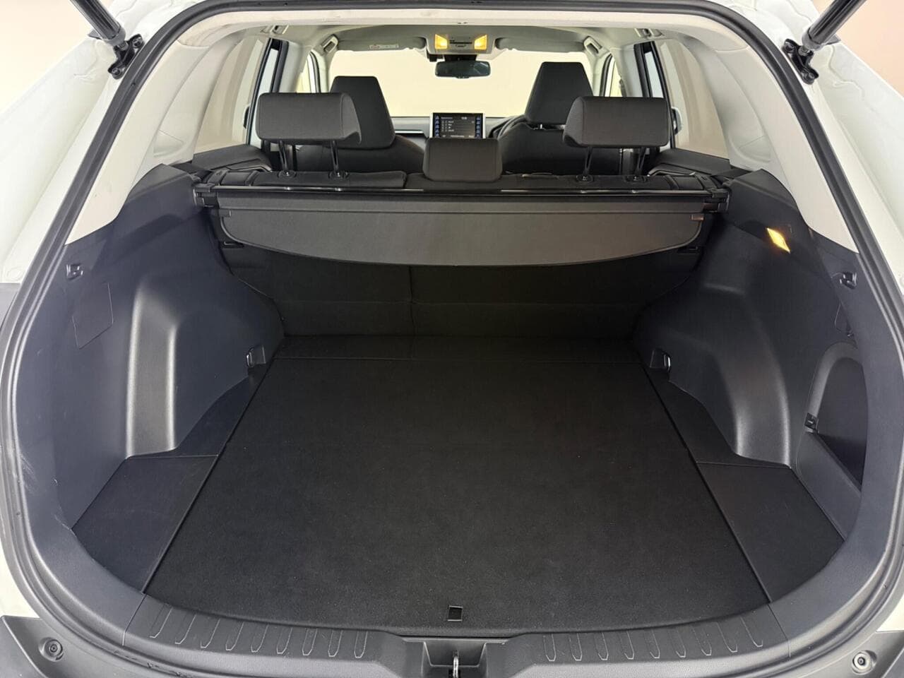 Toyota RAV4 thumbnail Boot