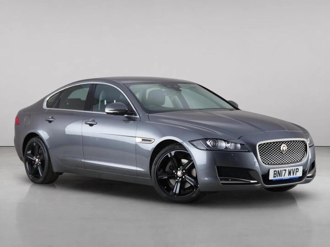 Jaguar XF - Jaguar XF 2.0d Portfolio Auto Euro 6 (s/s) 4dr