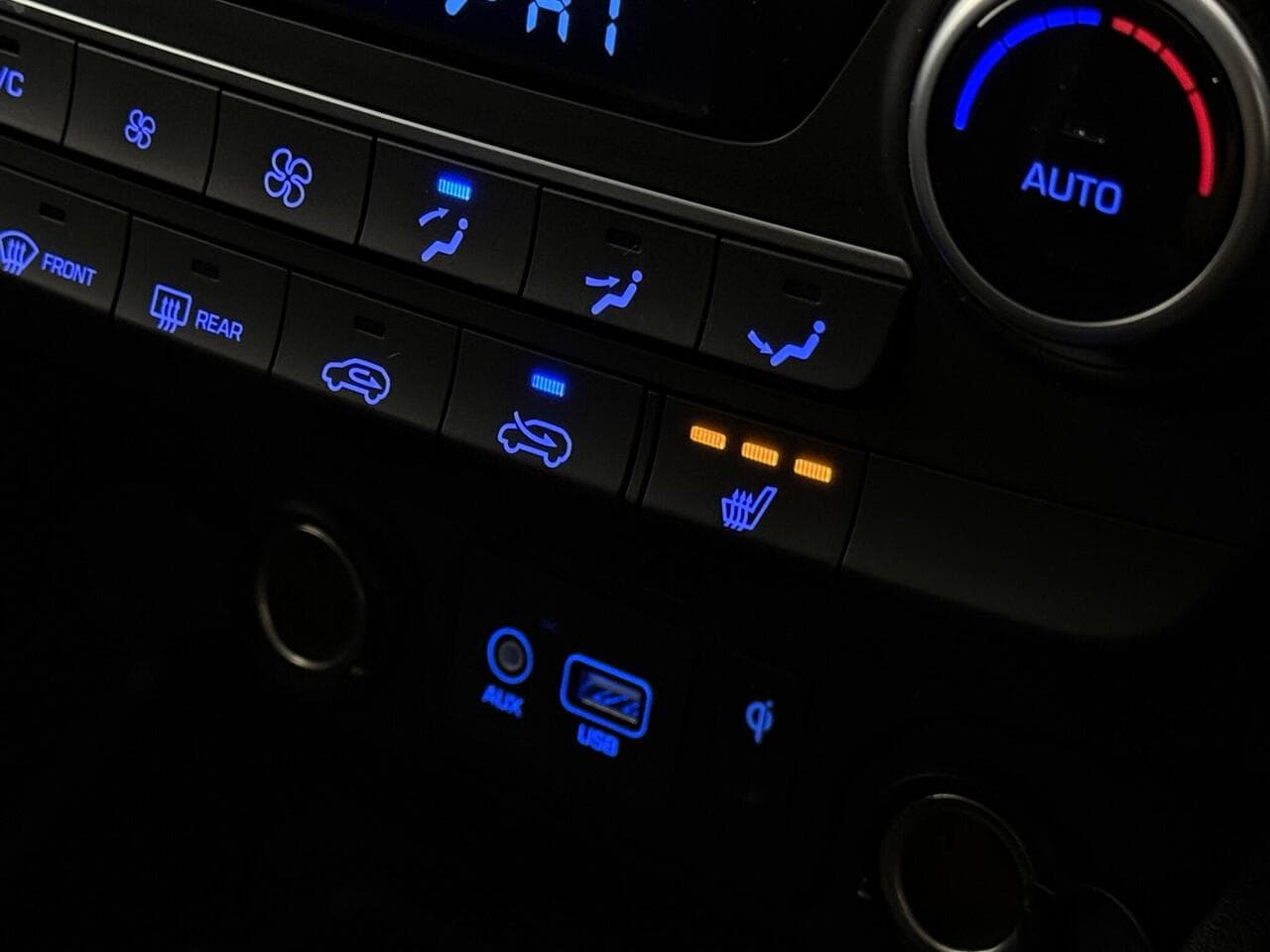Hyundai TUCSON thumbnail Misc Controls