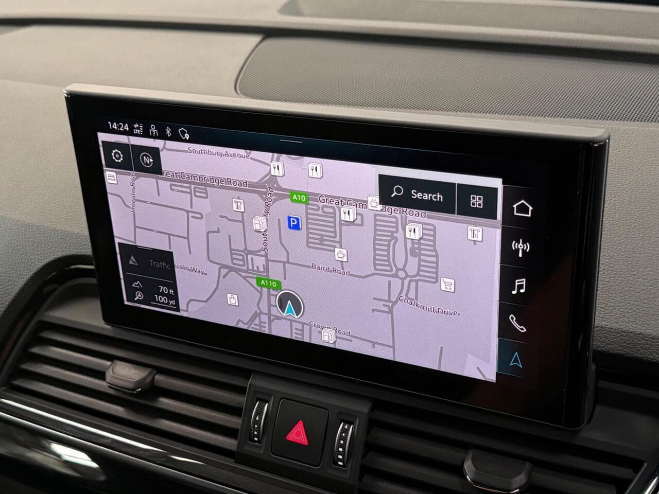 Audi Q5 thumbnail Infotainment System