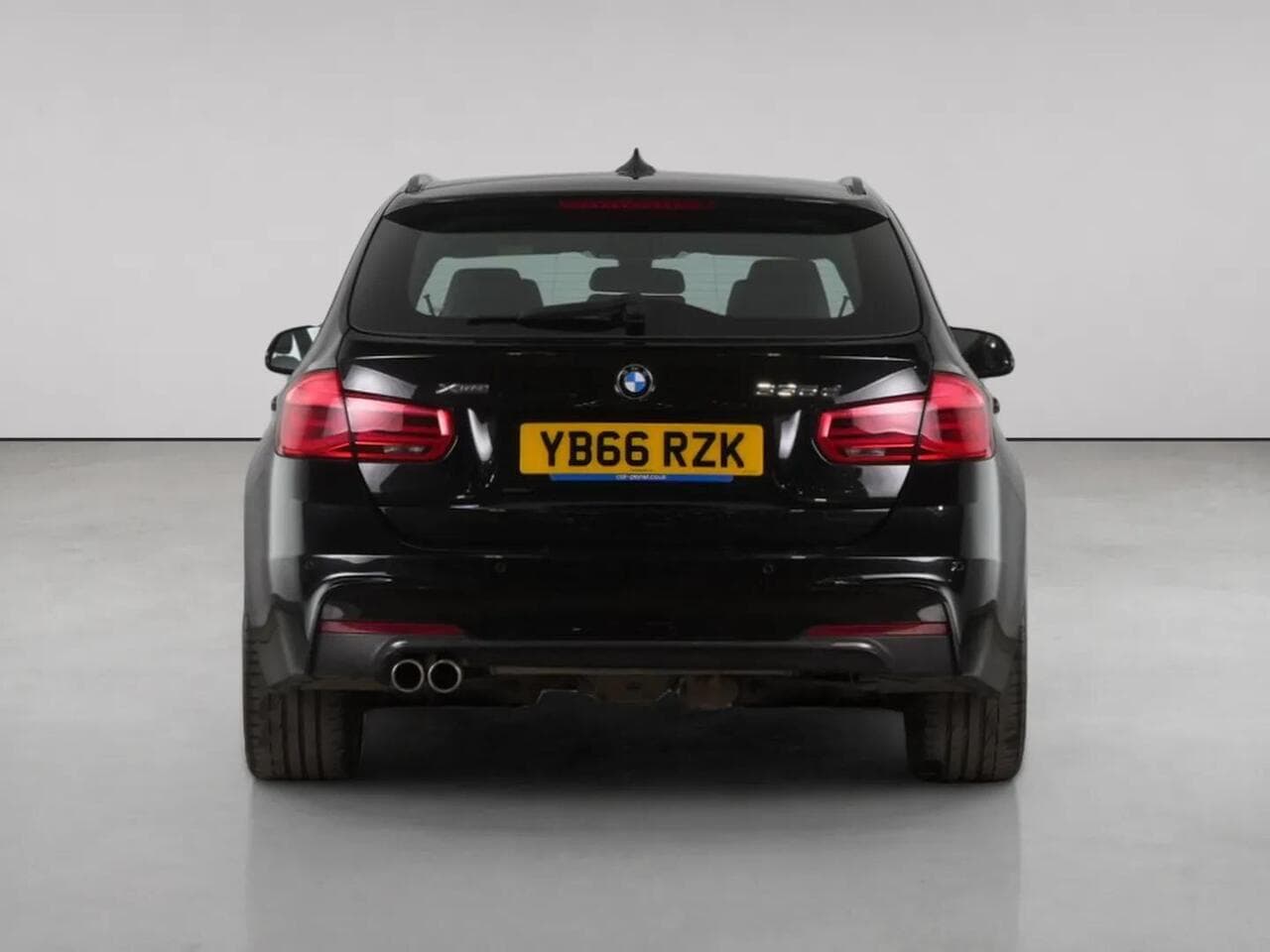 BMW 3 Series thumbnail Rear