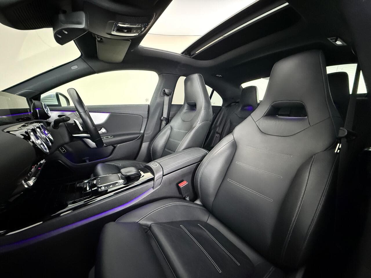 Mercedes-Benz CLA thumbnail Seat Front Passenger