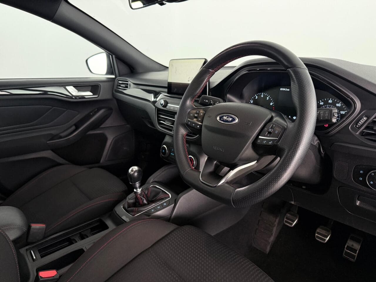 Ford Focus thumbnail Interior Front