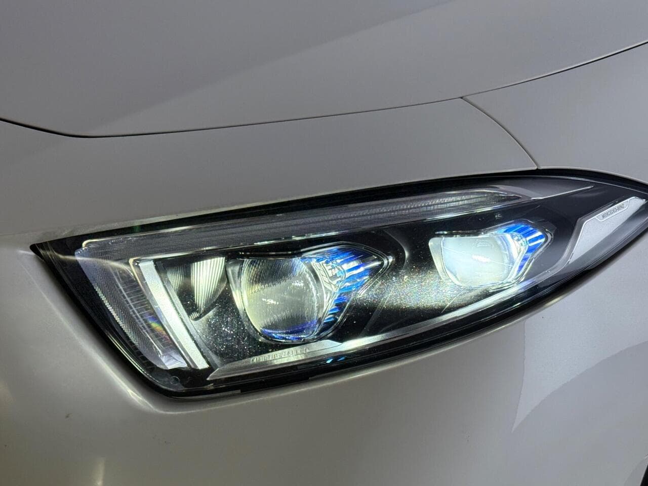 Mercedes-Benz CLS thumbnail Lights Front