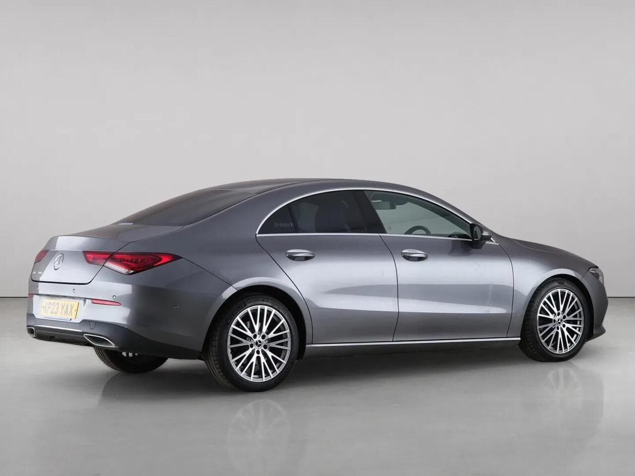 Mercedes-Benz CLA thumbnail Side Right