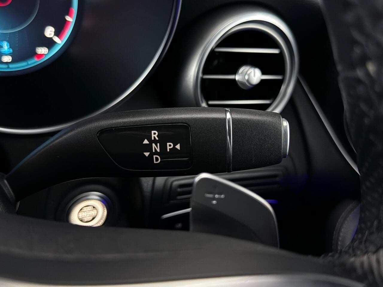 Mercedes-Benz GLC thumbnail Misc Controls
