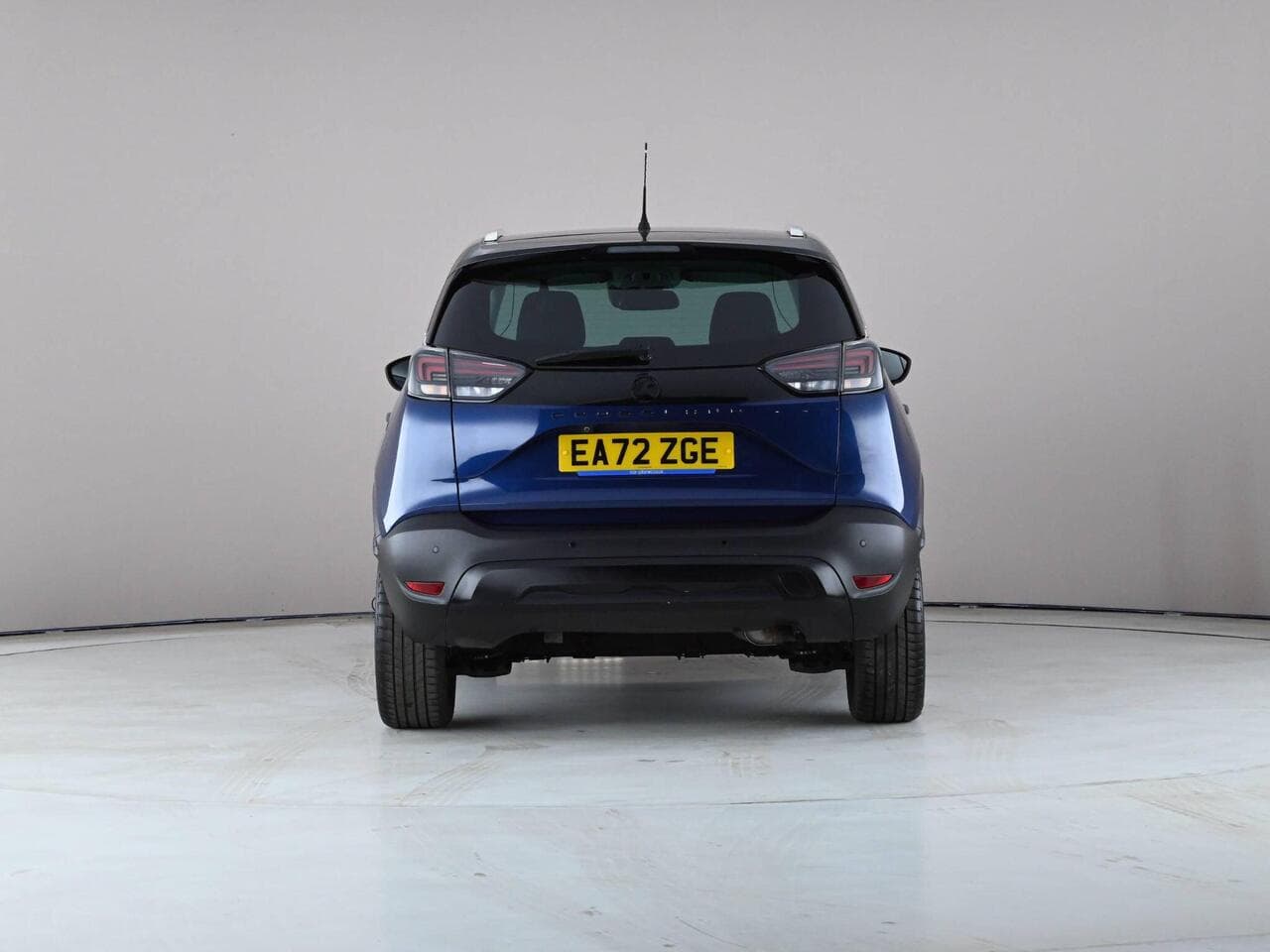 Vauxhall Crossland thumbnail Rear