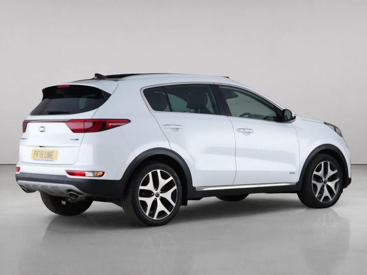 Kia Sportage thumbnail Rear Right