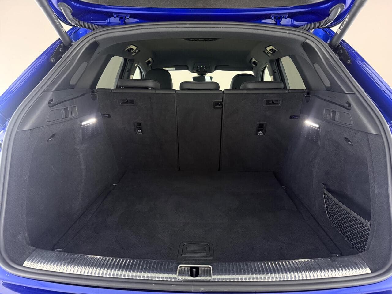 Audi Q5 thumbnail Boot