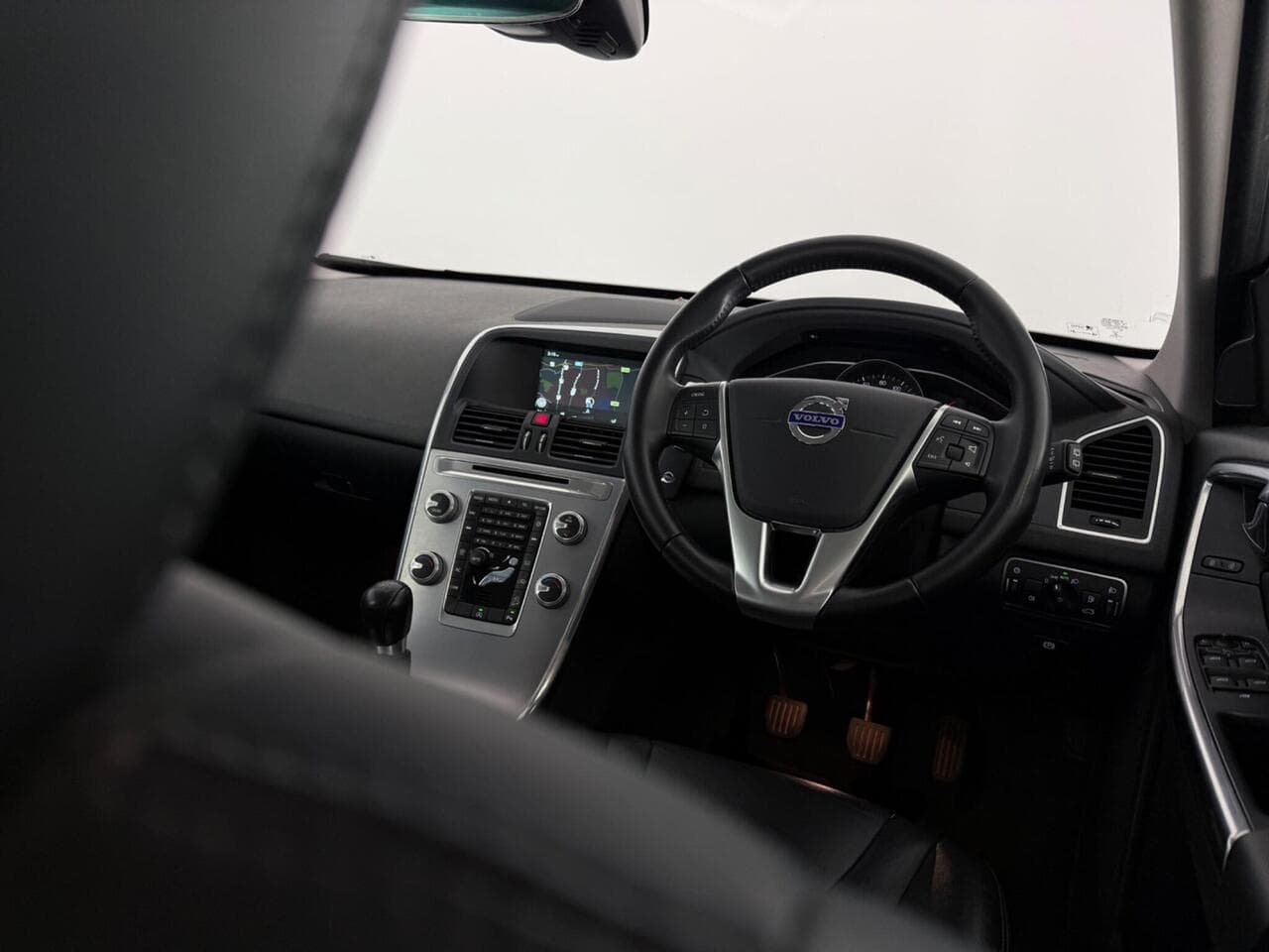 Volvo XC60 thumbnail Interior Front
