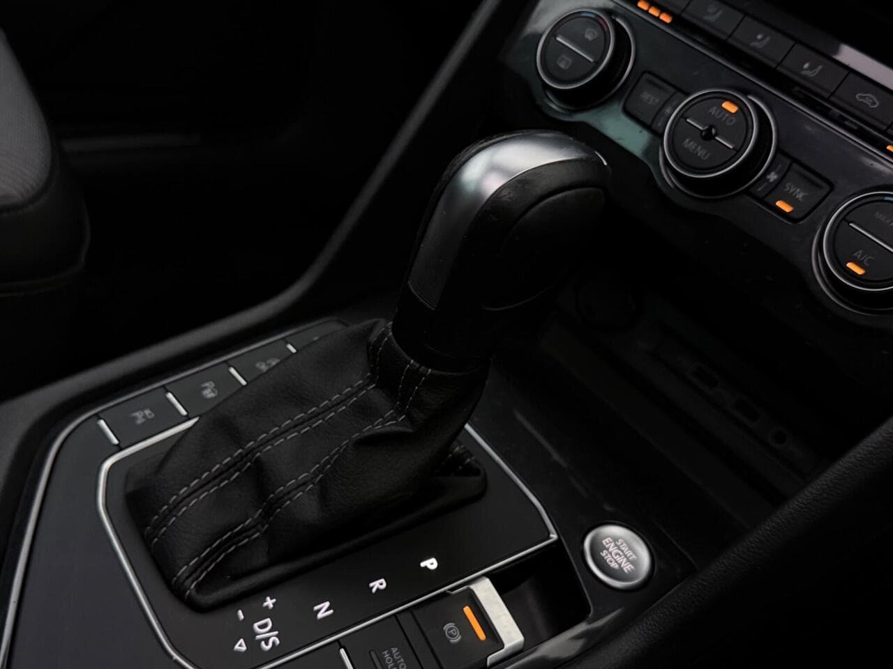 Volkswagen Tiguan thumbnail Misc Controls