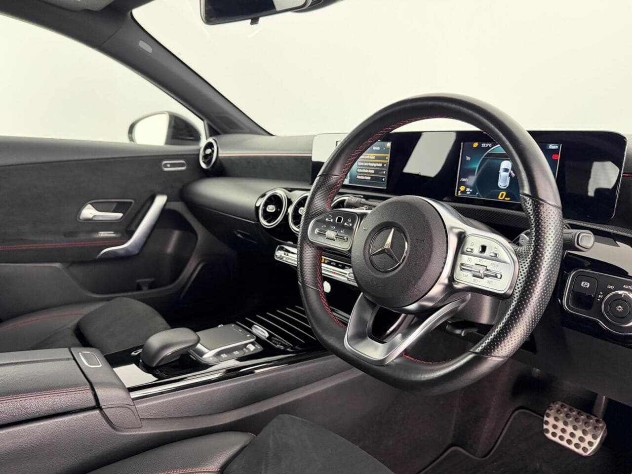 Mercedes-Benz A Class thumbnail Interior Front