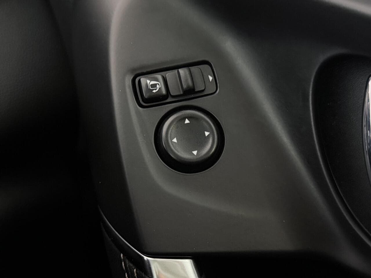 Renault Kadjar thumbnail Misc Controls