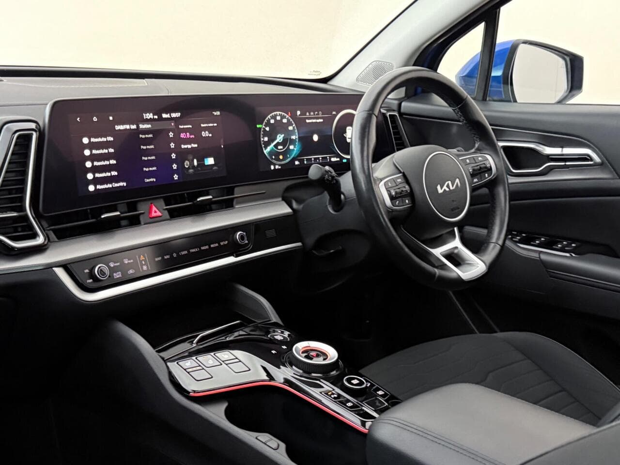 Kia Sportage thumbnail Interior Front