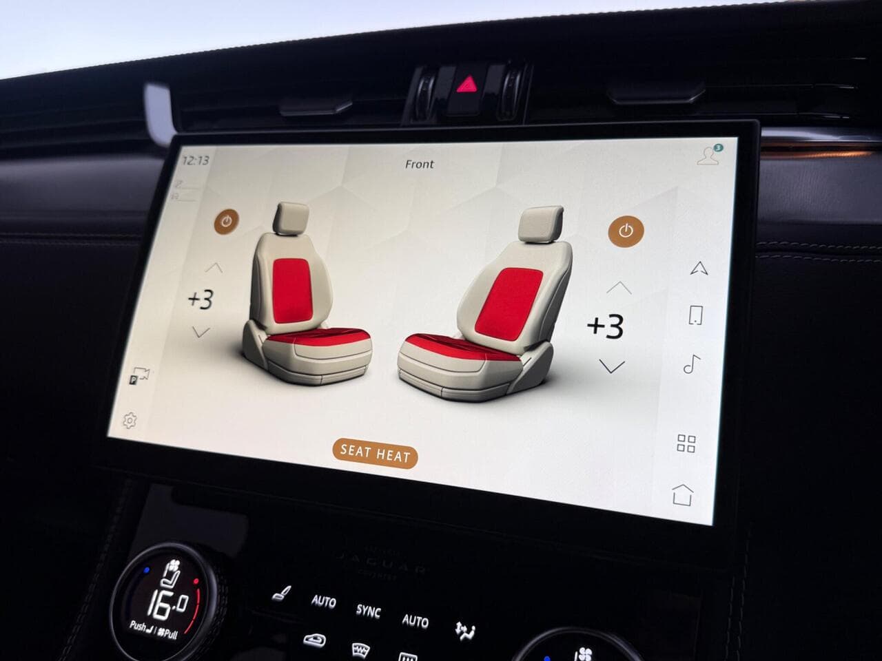 Jaguar F-PACE thumbnail Infotainment System