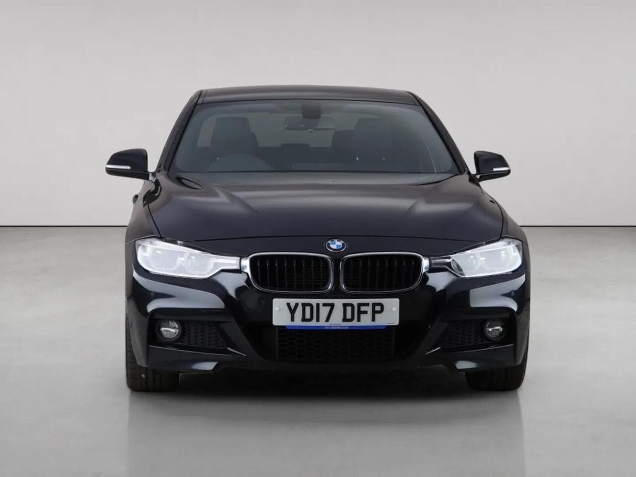 BMW 3 Series thumbnail Front