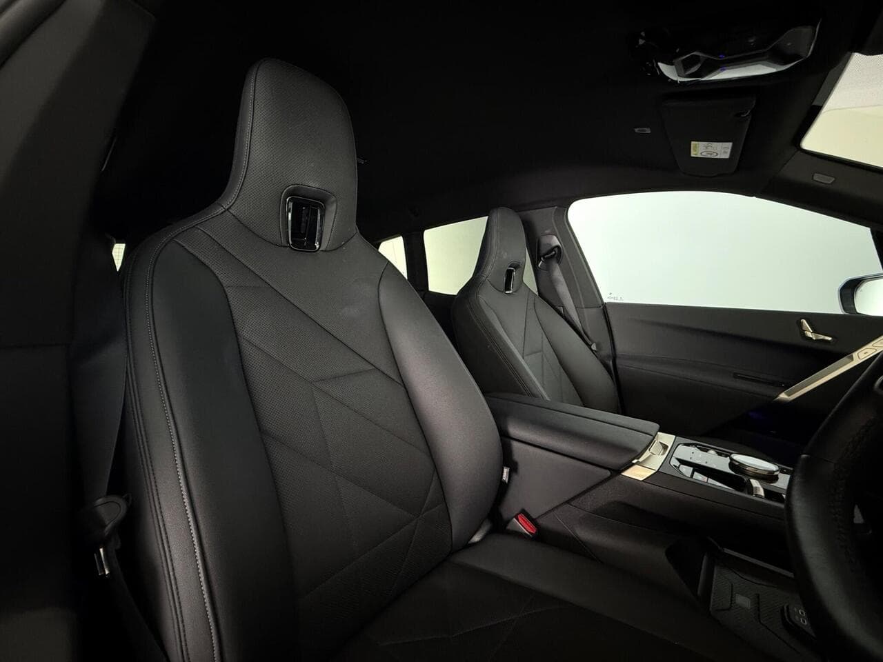 BMW iX thumbnail Seat Driver