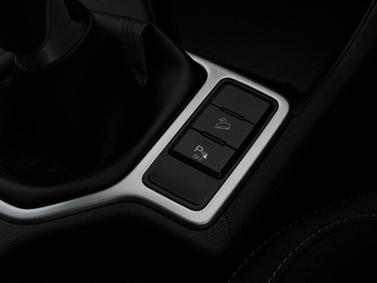 Kia Sportage thumbnail Misc Controls