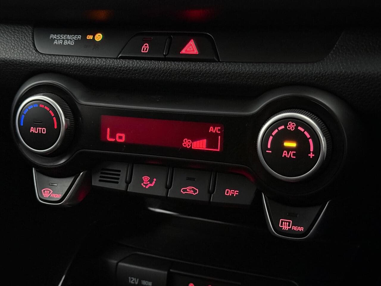 Kia Rio thumbnail Misc Controls