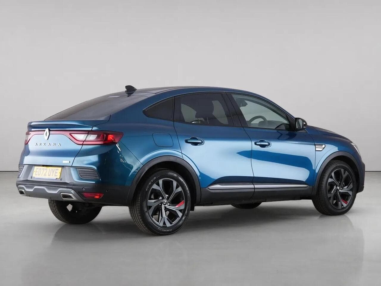 Renault Arkana thumbnail Side Right